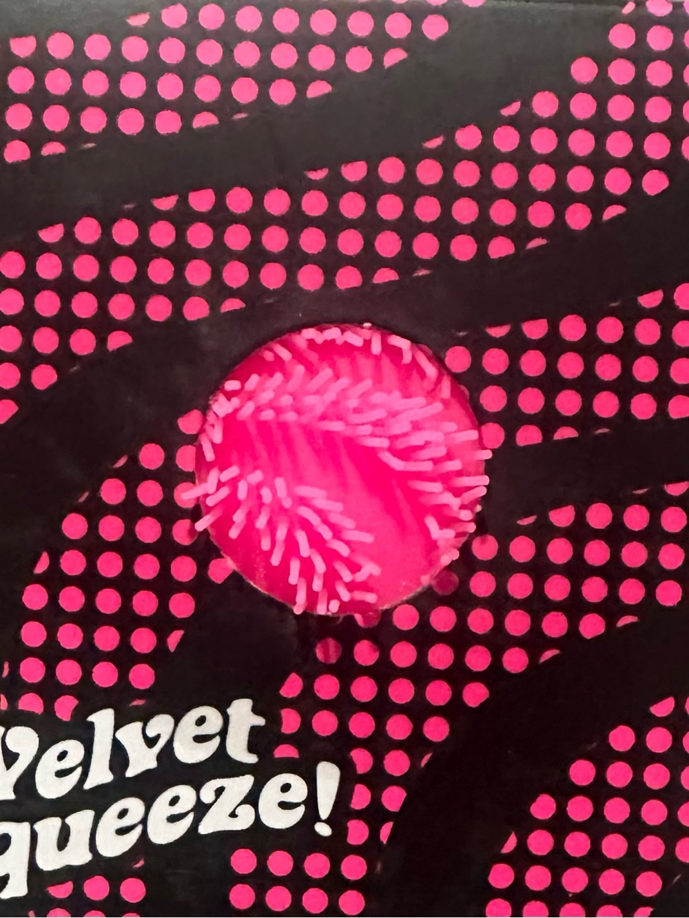NeeDoh Fuzz Ball Wonder Waves - Bright Pink Kids Toy - Picture 3 of 3